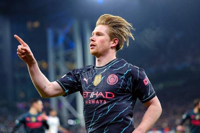 哈兰德在切尔西比赛中夺冠，出色防守引发热议！